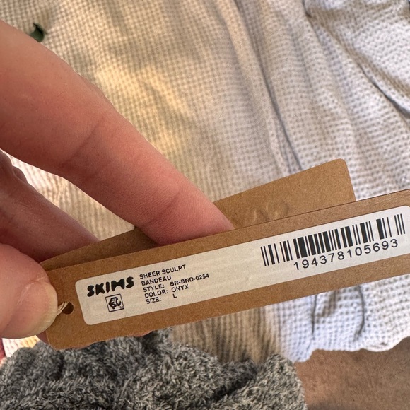 Skims Sheer Sculpt Bandeau - Picture 2 of 4